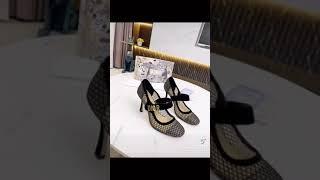 Di*r shoes Size: 35-45. Whatsapp : +84 824789177