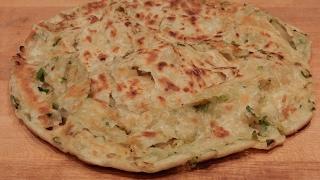 S1Ep6-How to Make Delicious Flaky Chinese Scallion Pancakes 香酥蔥油餅
