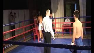 Чемпион области против чемпиона Тайланда