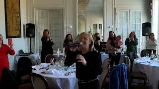 Singing Waiters in France at Chateau de Cazine - Mr brightside