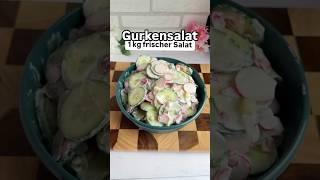 1 kg Gurkensalat