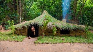 GIRL LIVE OFF THE GRID, Built The Most Beautiful Rainy Season Underground House