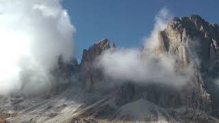 Genussfliegen im Herbst - Sella in den Dolomiten/Italien