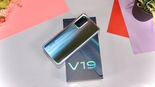 Vivo V19 Unboxing & 1st impressions - 6 Cameras Phone|8GB+128GB| Price 59,999 !!