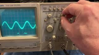 Tektronix TAS220 Channel 1 and Channel 2 at 600 Hz