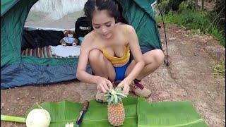 Bushcraft Survival Girl Camping, Enjoying Pineapple fruit so delicious