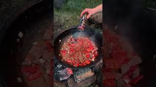 РЕШИЛ ПРИГОТОВИТЬ И УСТРОИТЬ СВОИМ РОДИТЕЛЯМ ХОРОШИЙ ВЕЧЕР