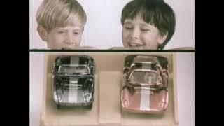 Retro Commercial | Aurora Stunt and Drag Race Set Toy (1968)