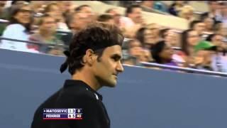 Roger Federer's trick shot in front of Michael Jordan at US Open 2014