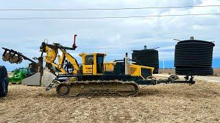 John Deere 13.6L powers this 80,000 LB beast!