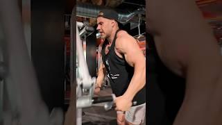 STANDING MACHINE FLY | CHEST ISOLATION
