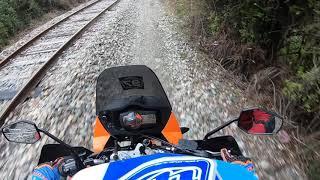 Ktm 990 adv off road train