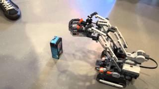 Robotic Arm: LEGO MINDSTORMS NXT 2.0: The Snatcher