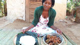 African village life #cooking goat's head/roasting #ruralvillagelifestyle #africa #villageliving