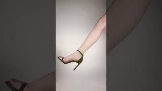 Sensual Beauty: Slender Feet & Sexy Elegance  #SexyFeet