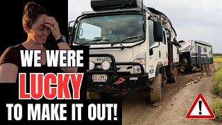 SLIPPERY WHEN WET - MURRAY RIVER FREE CAMPING WITH OFFROAD CARAVAN 4X4 EXTREME - TRAVEL AUSTRALIA