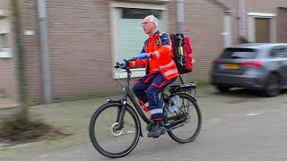 MMT-arts komt per fiets ter plaatse bij melding in Oss + Opstijgen traumahelikopter Lifeliner 3