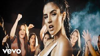 Dayanara - Pobre Y Triste (Official Music Video)