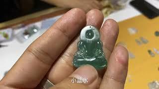 小伙花13800块买了一个冰种翡翠观音，到底是捡漏了还是打眼了？