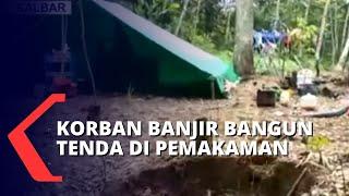 2 Minggu Banjir Tak Kunjung Surut, Warga Sintang Bangun Tenda di Pemakaman