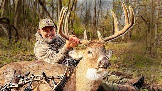 Rattling in a BIG OHIO BUCK! - Hunting the RUT