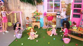 Familia Barbie & Ken Busca de Huevos de Pascua  - Juguetes de Titi