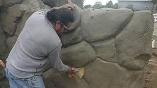 Cómo hacer piedra bola en pared plana