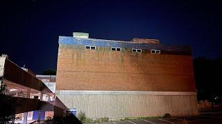 Exploring Completely Abandoned Shopping Centre at 12am - Alone