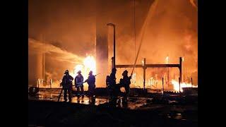 Highway closed in both directions after fire engulfs nearby Cincinnati park