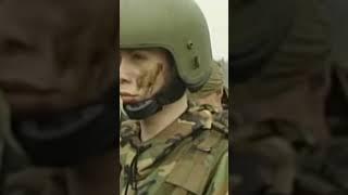 рядовой Сергей Зверев оливковые береты)или войска порванных уздечек