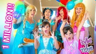1 MILLION SUBSCRIBERS Princess PARTY with Frozen Elsa, Jasmine, Ariel and Aurora!