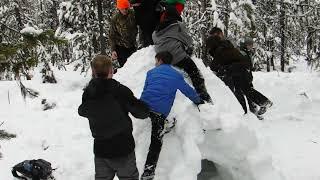 How strong is an igloo?