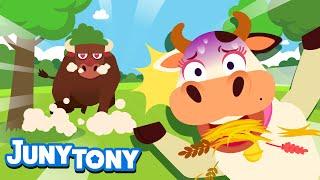 Lola the Cow | Nursery Rhymes for Kids | Animal Songs | Preschool Songs | JunyTony