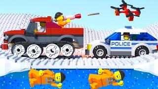 LEGO Prison Break in Arctic - Police Chase