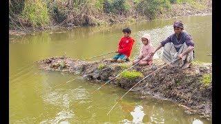Best hook fishing video - Traditional hook fishing in village people - Fishing by hook