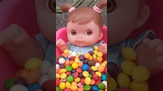 Help Me Please! #candies #youtubeshorts #asmr #colorfullcandy #mnm