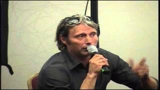 Mads Mikkelsen Hannibal Panel 2014 HorrorHound Weekend