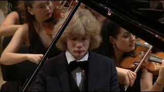 Pyotr Ilyich Tchaikovsky: Piano Concerto No.1 – Ivan Bessonov, Dimitris Botinis (HD 1080p)