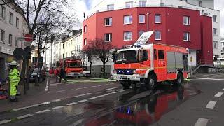 Junger Mann schwer brandverletzt bei Wohnungsbrand in Bonn-Endenich am 25.02.24 + O-Ton