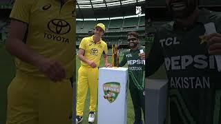 Pat Cummins and Mohammad Rizwan hold hands after the toss   #foxcricket #ausvpak