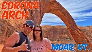 Corona Arch & Bowtie Arch Hike - Dinosaur Tracks & Petroglyphs - Moab Utah #utahhikes