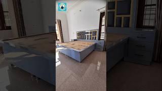 carpenter ki funny video #carpenter #ki #funny #video #furniture #design #Aneesh Ahmad Carpenter