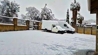 Heavy snow in Ladysmith, Newcastle and Memel in South Africa today