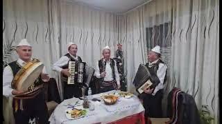 Kenge e vjeter myzeqare- Gezim Thomaj, Kristaq Laska, Sokrat Cuni, Maks Qose. Tel:0682228049