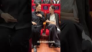 71歲# 趙雅芝 66歲# 倪萍 50歲# 梅婷 三人罕見同框，老戲骨依舊風採迷人，幾位誰的氣質更勝一籌？
