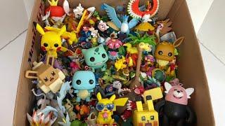 Box of Cute Pokemon Figures Eevee Pikachu Bulbasaur Ho-oh Alolan Exeggutor Groudon Flareon Combusken