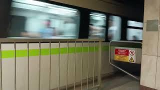 3rd generation departing in Monastiraki station