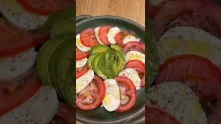 In 3 minutes! Mozzarella, tomato, avocado! #mozzarella #tomato #snack