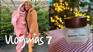 Vlogmas Day 7 ….. Christmas Tree shopping & Primark Haul