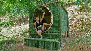 7 Days: How To Survive Alone In The Forest - The Young Girl Built Herself a Bamboo Cabin.